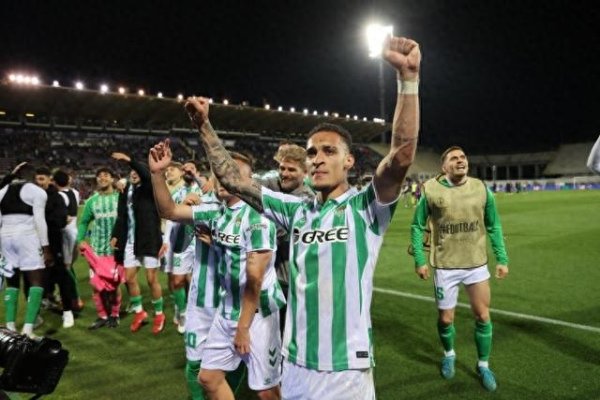 Sky: Betis vẫn thúc đẩy ký hợp